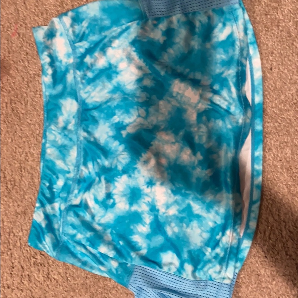 Activewear skirt.